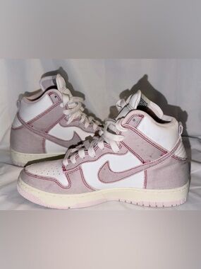 Nike Dunk 1985 “Barely Rose Denim” Sneakers